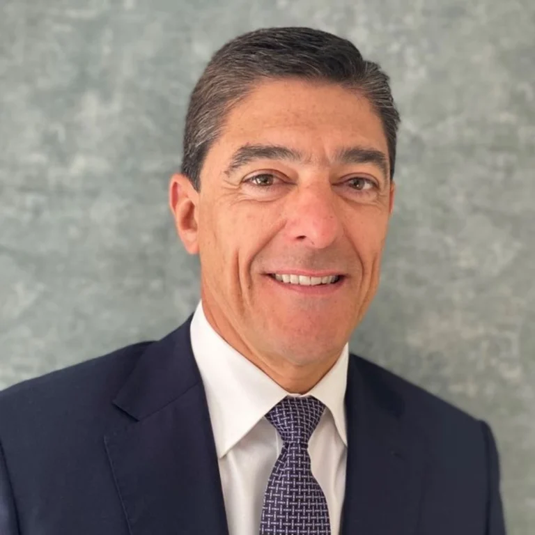 Gustavo Arnal Biography – Biography Explorer