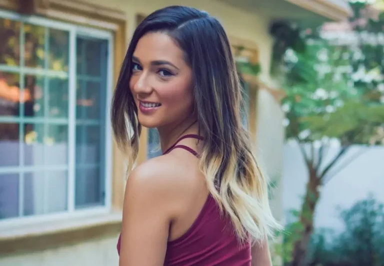 Jaye Summers Biography