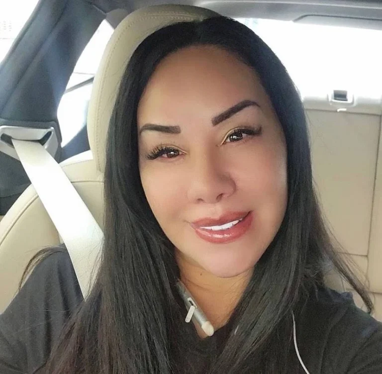 Queen Rogue Biography