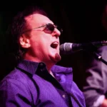 Denny Laine Biography